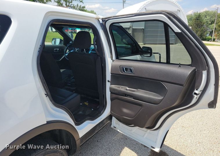 image for item KA9978 2015 Ford Explorer Police Interceptor SUV