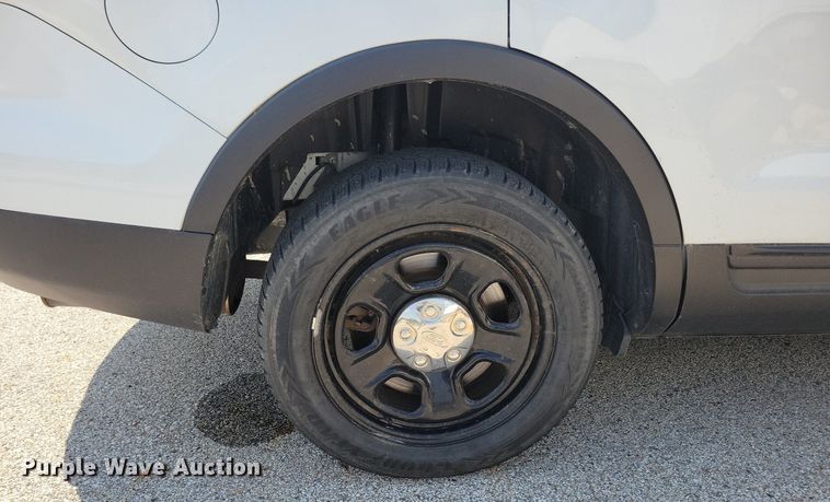 image for item KA9978 2015 Ford Explorer Police Interceptor SUV