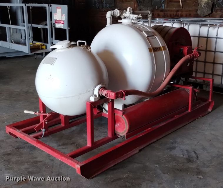 image for item LO9037 1975 Fire Boss fire skid unit