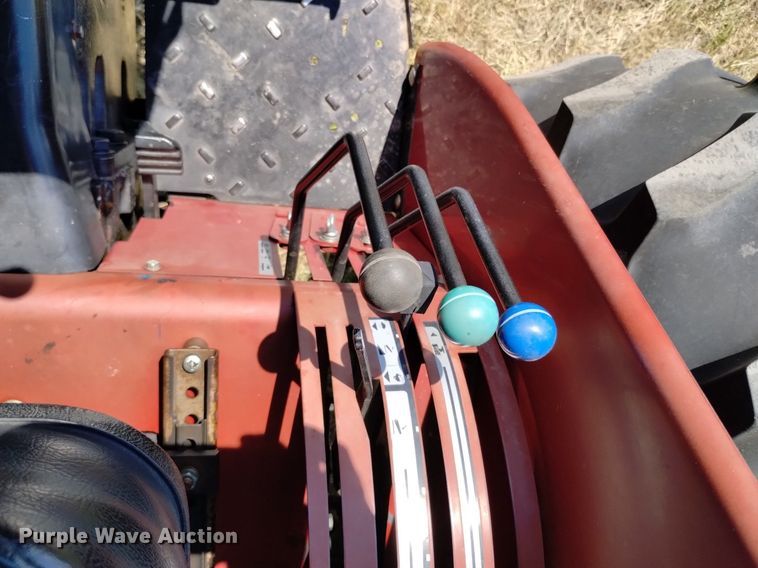 image for item LO9038 2000 Case C90 tractor