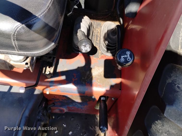 image for item LO9038 2000 Case C90 tractor