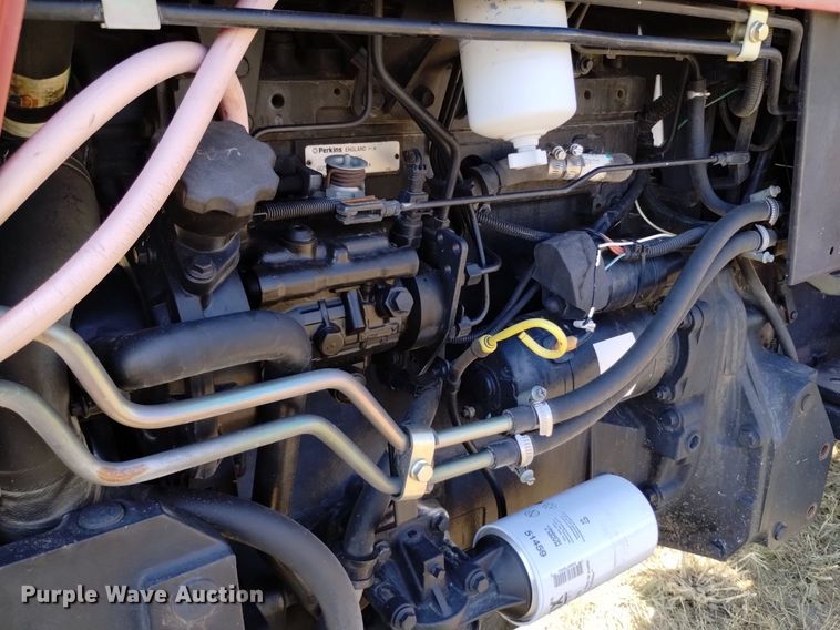 image for item LO9038 2000 Case C90 tractor