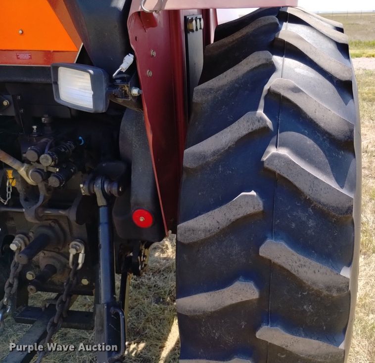 image for item LO9038 2000 Case C90 tractor