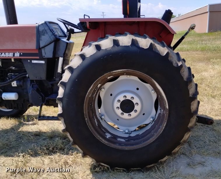 image for item LO9038 2000 Case C90 tractor