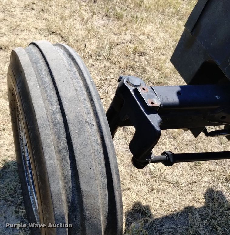 image for item LO9038 2000 Case C90 tractor