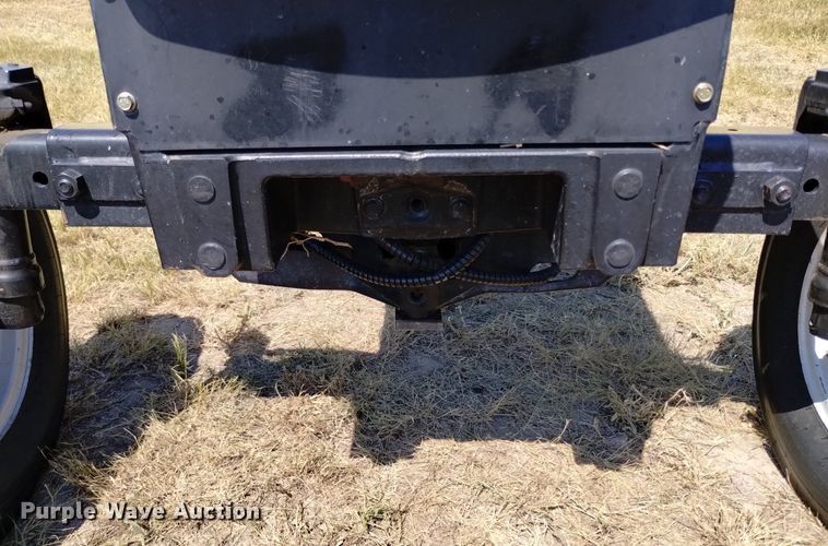 image for item LO9038 2000 Case C90 tractor