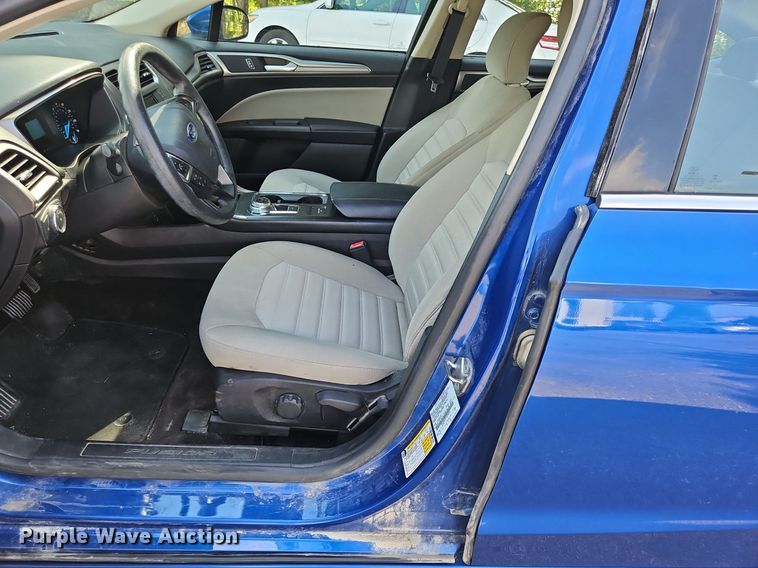 image for item ME9307 2017 Ford Fusion 
