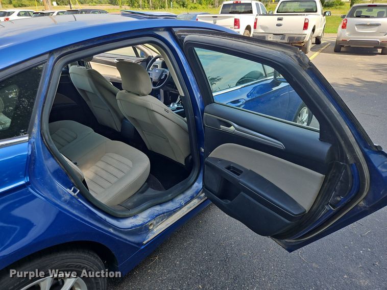 image for item ME9307 2017 Ford Fusion 