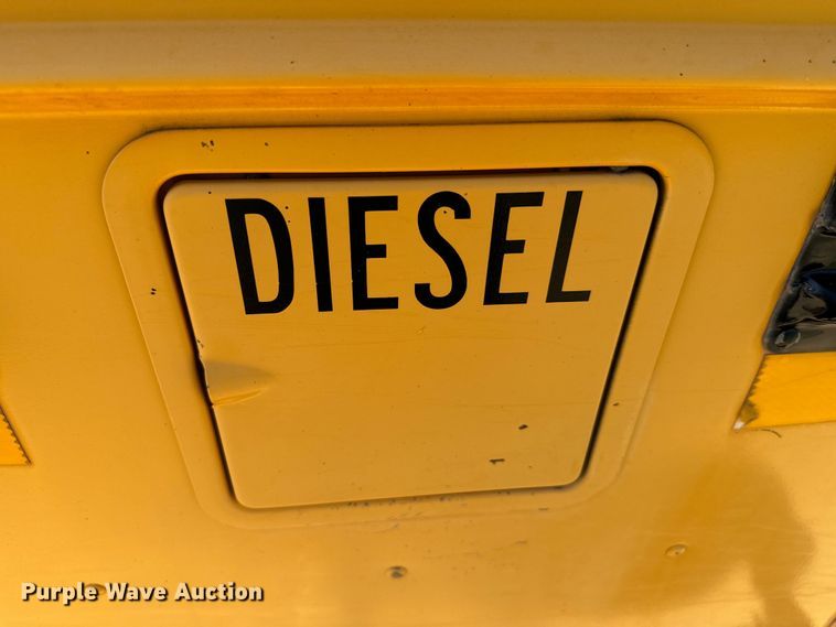 image for item MR9490 2005 Blue Bird Vision school bus