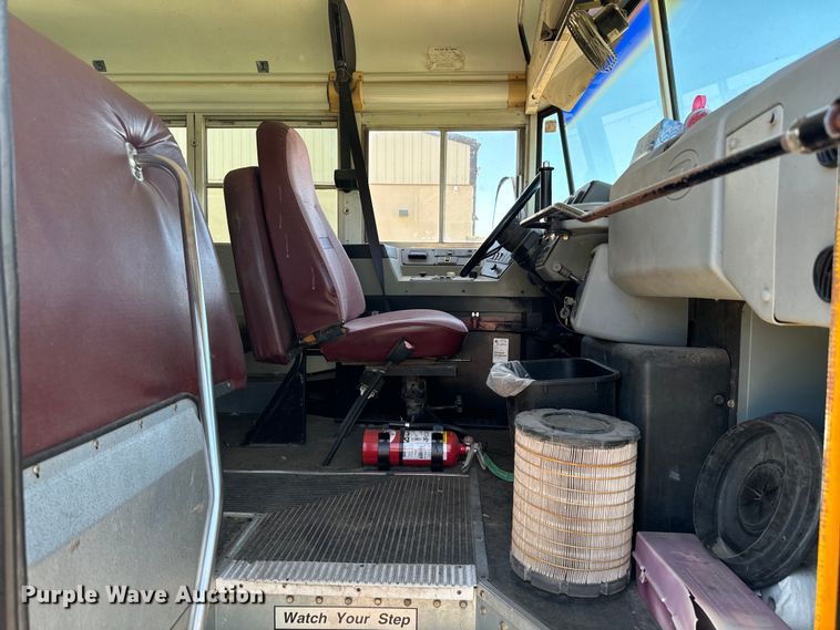 image for item MR9490 2005 Blue Bird Vision school bus