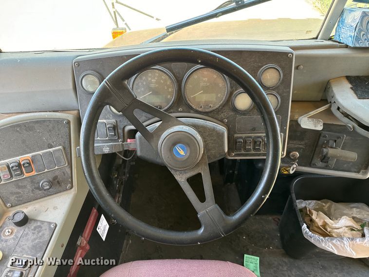 image for item MR9490 2005 Blue Bird Vision school bus