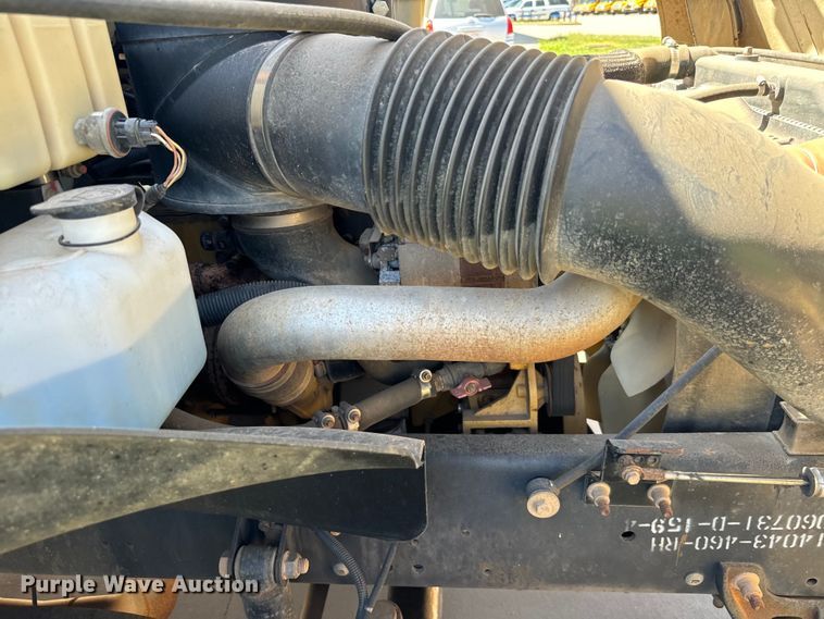 image for item MR9490 2005 Blue Bird Vision school bus