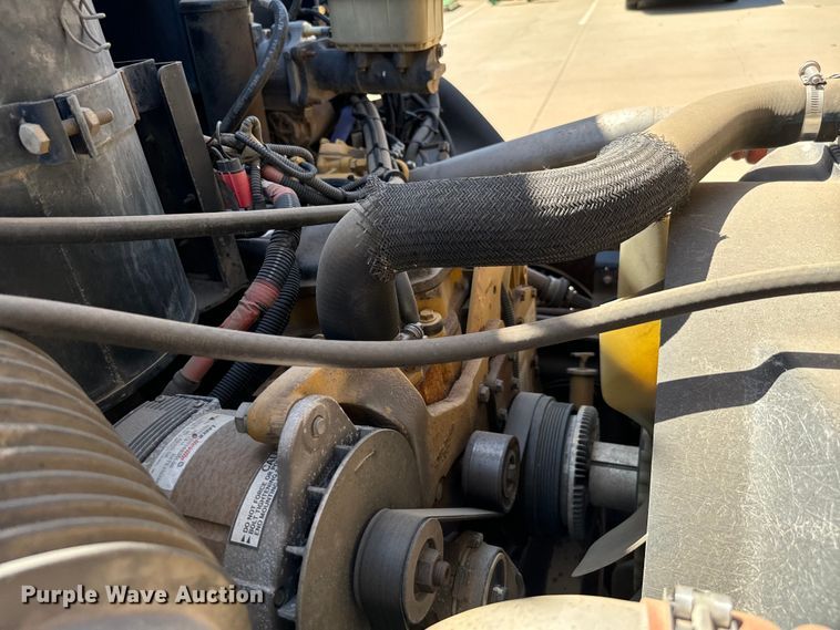 image for item MR9490 2005 Blue Bird Vision school bus