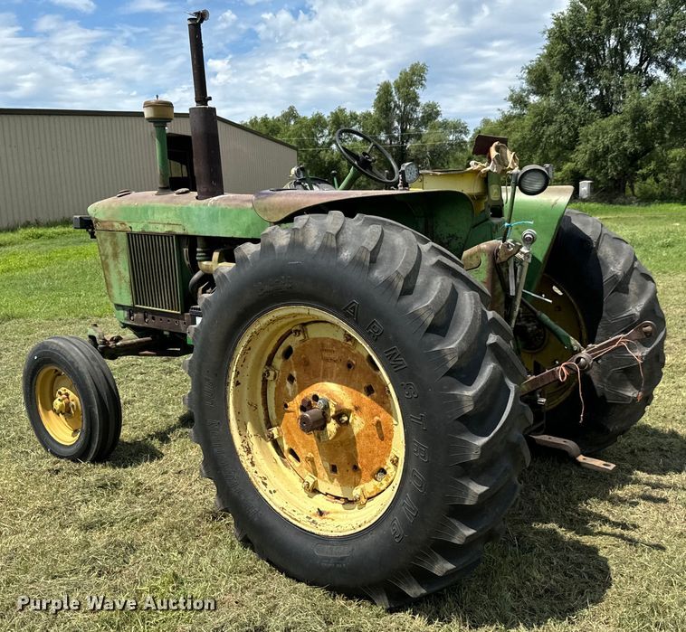 image for item MU9950 1966 John Deere 3020 tractor