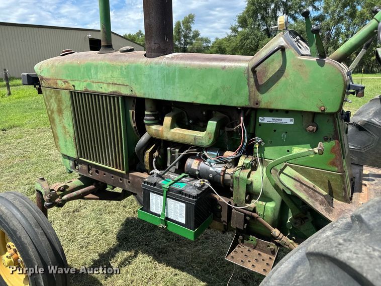 image for item MU9950 1966 John Deere 3020 tractor