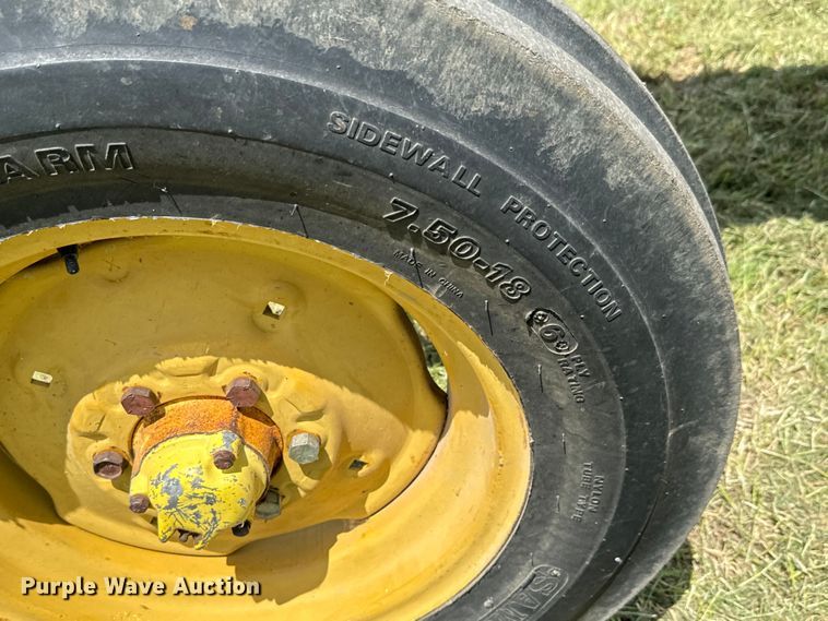 image for item MU9950 1966 John Deere 3020 tractor