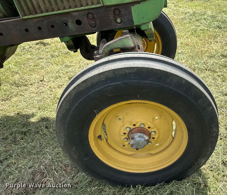 image for item MU9950 1966 John Deere 3020 tractor