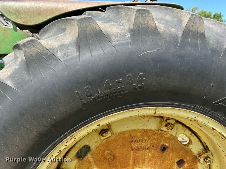 image for item MU9950 1966 John Deere 3020 tractor