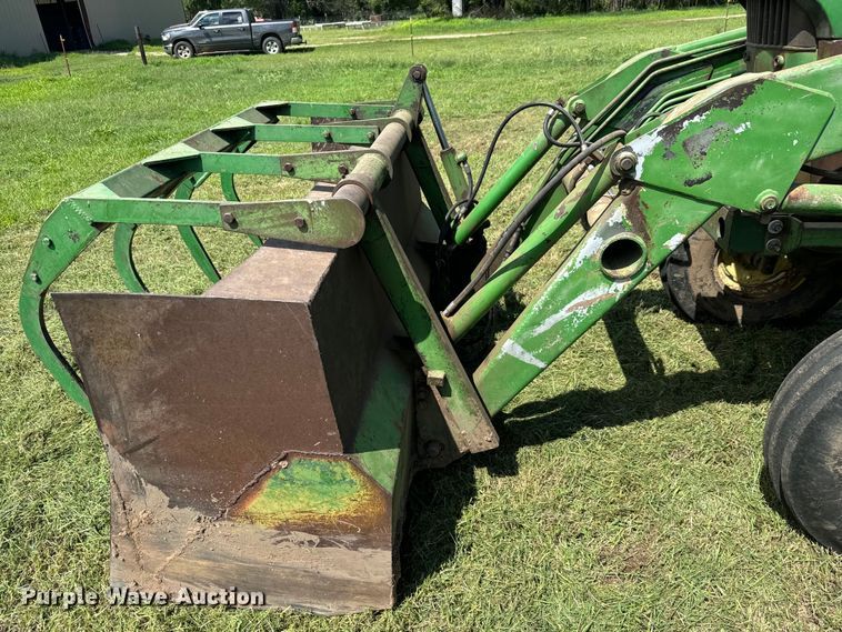 image for item MU9951 1962 John Deere  4010 tractor