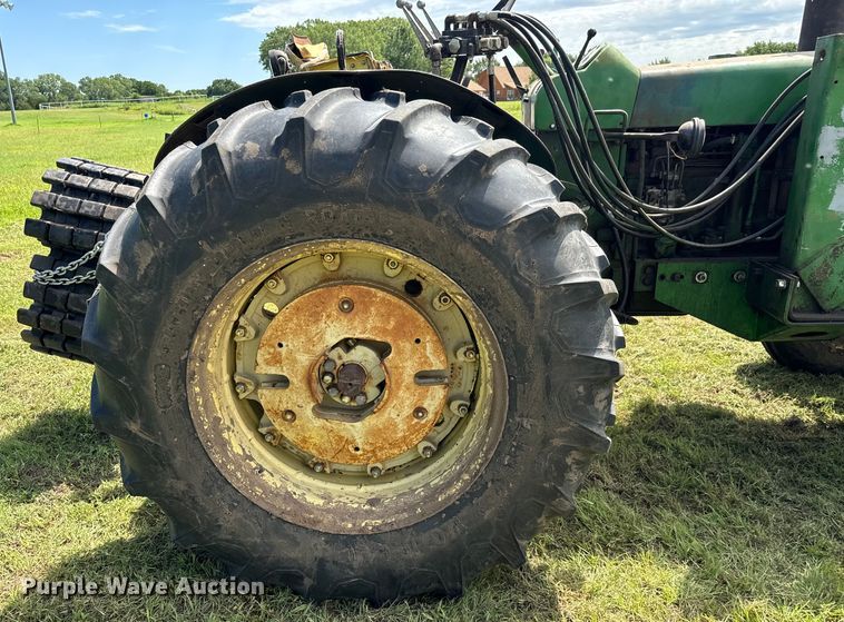 image for item MU9951 1962 John Deere  4010 tractor