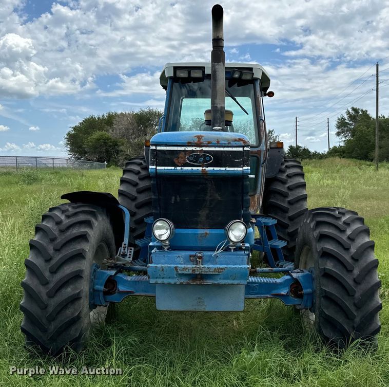 image for item MU9953 1991 Ford 8730 MFWD tractor