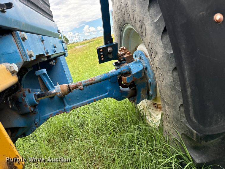 image for item MU9953 1991 Ford 8730 MFWD tractor