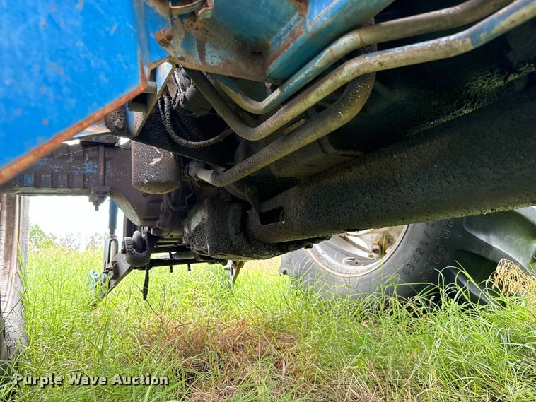 image for item MU9953 1991 Ford 8730 MFWD tractor