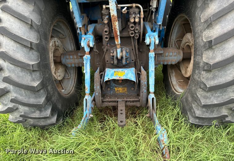 image for item MU9953 1991 Ford 8730 MFWD tractor