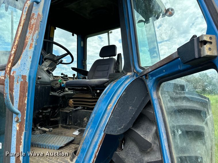 image for item MU9953 1991 Ford 8730 MFWD tractor