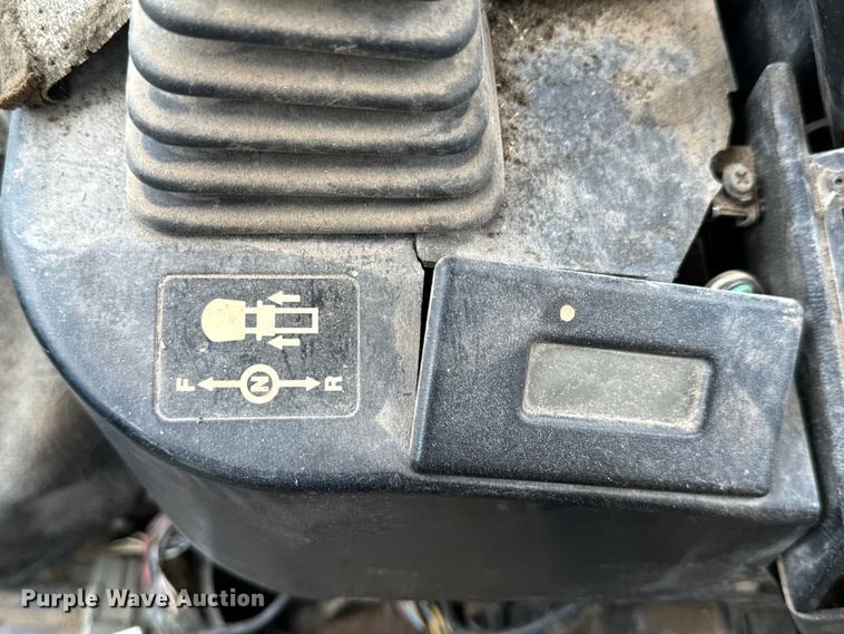 image for item MU9953 1991 Ford 8730 MFWD tractor