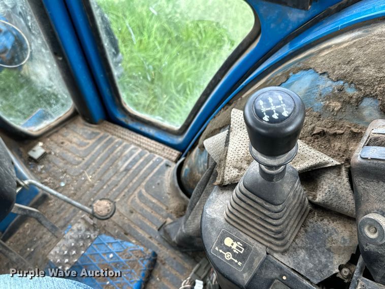 image for item MU9953 1991 Ford 8730 MFWD tractor