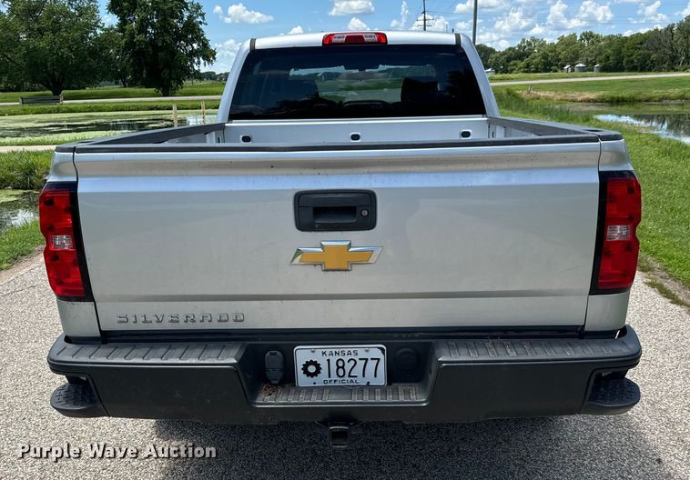 image for item MU9954 2018 Chevrolet Silverado 1500 Crew Cab pickup truck