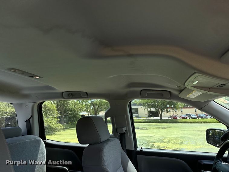 image for item MU9954 2018 Chevrolet Silverado 1500 Crew Cab pickup truck