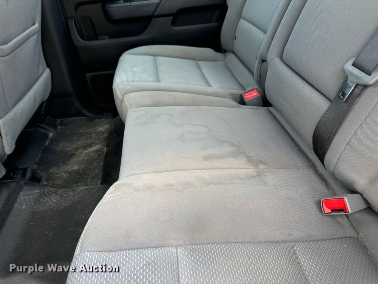 image for item MU9954 2018 Chevrolet Silverado 1500 Crew Cab pickup truck