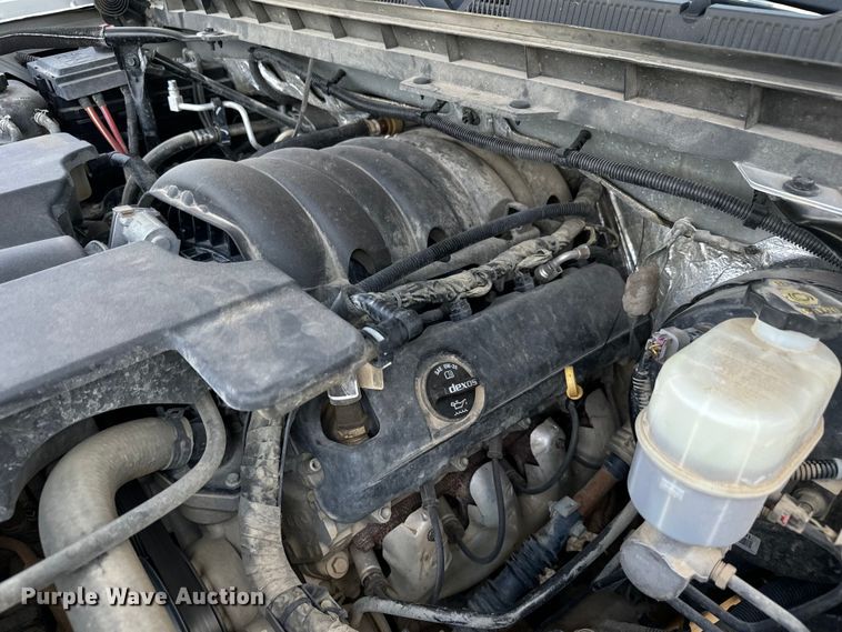 image for item MU9954 2018 Chevrolet Silverado 1500 Crew Cab pickup truck