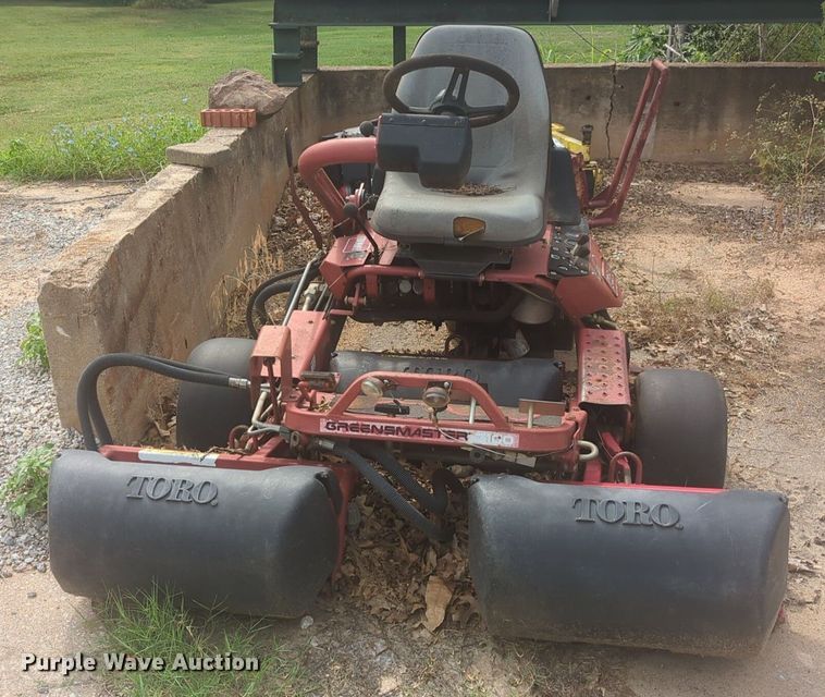 image for item NG9907 Toro Greensmaster 3100 reel mower
