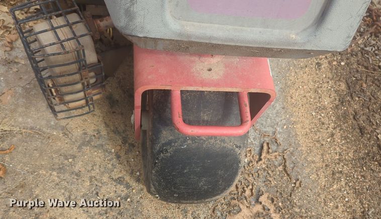 image for item NG9907 Toro Greensmaster 3100 reel mower