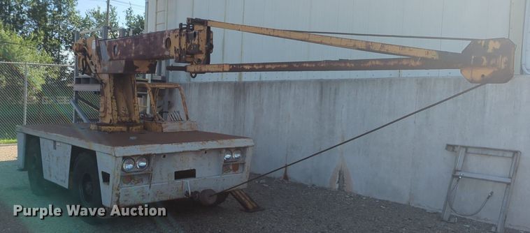 image for item NG9923 Broderson crane