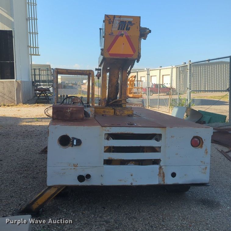 image for item NG9923 Broderson crane