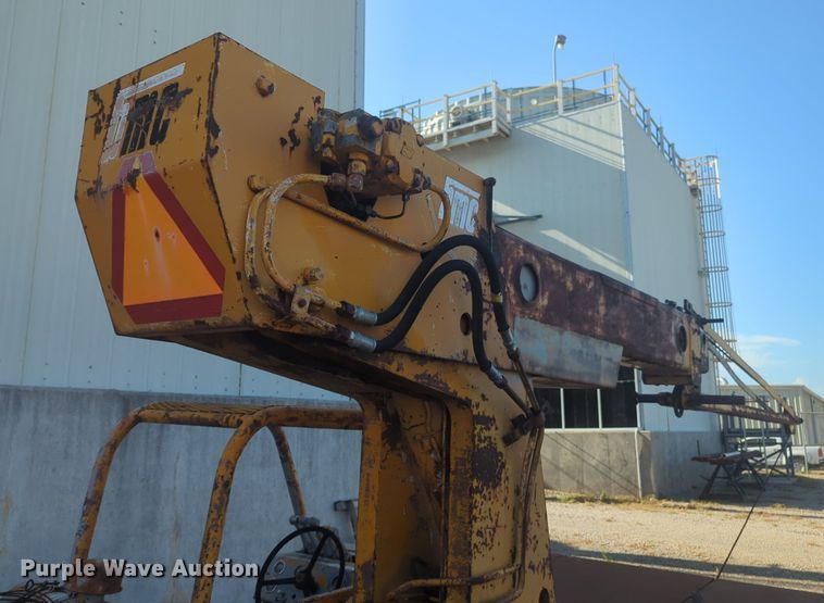 image for item NG9923 Broderson crane