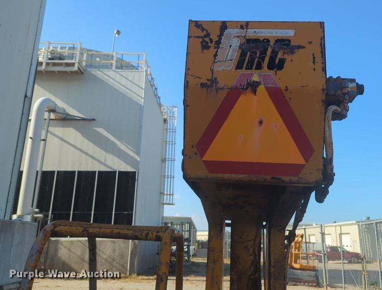 image for item NG9923 Broderson crane