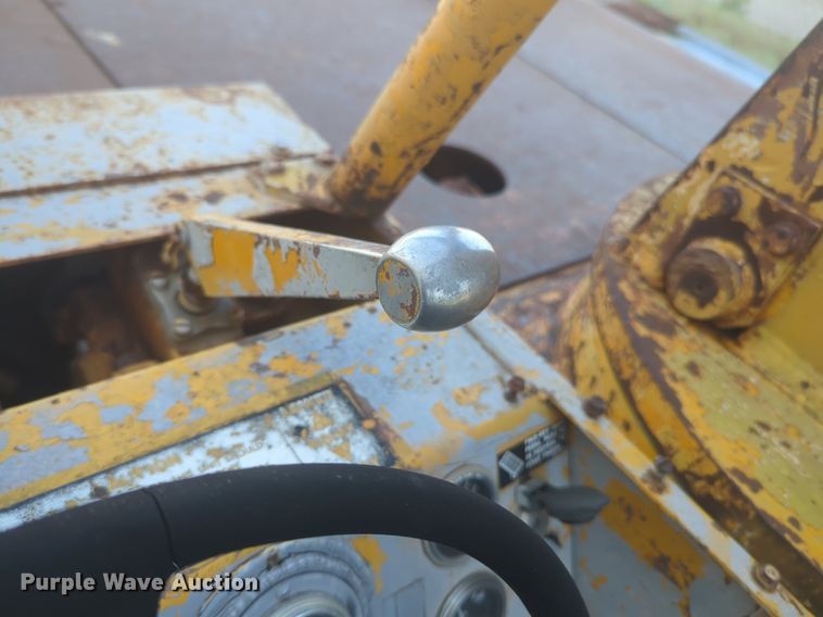 image for item NG9923 Broderson crane