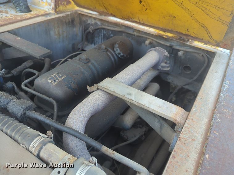 image for item NG9923 Broderson crane