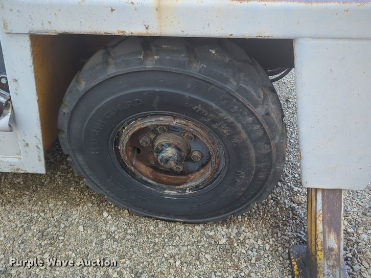 image for item NG9923 Broderson crane