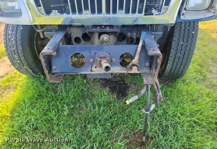 image for item OD9584 2005 International  7400 6x4 dump truck