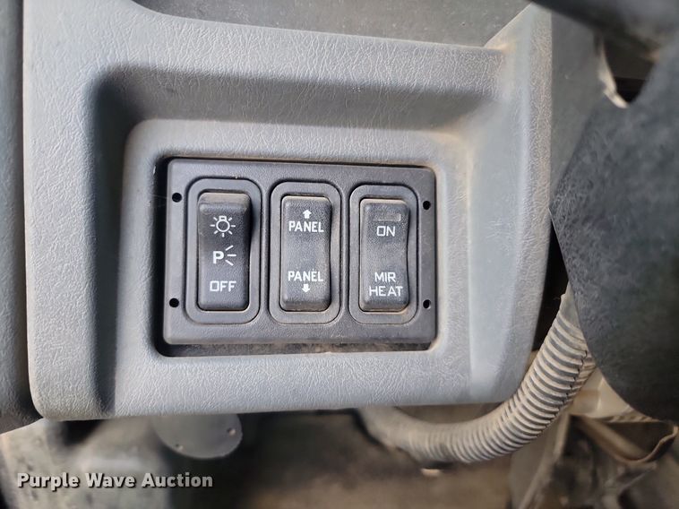 image for item OD9584 2005 International  7400 6x4 dump truck