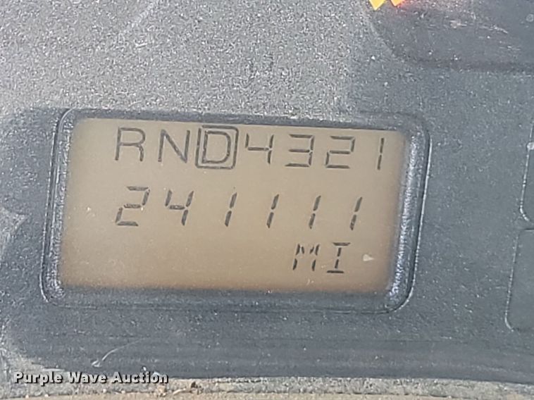 image for item OD9584 2005 International  7400 6x4 dump truck