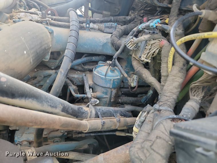 image for item OD9584 2005 International  7400 6x4 dump truck