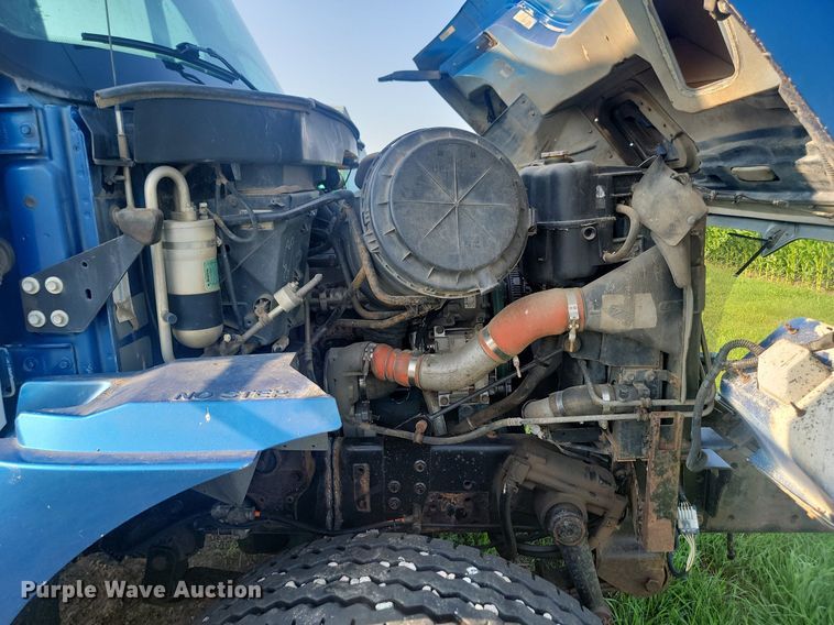 image for item OD9584 2005 International  7400 6x4 dump truck