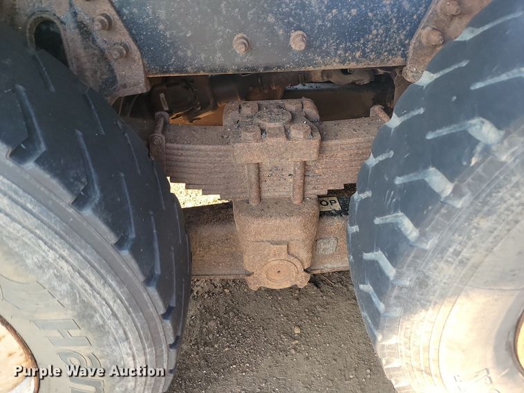 image for item OD9584 2005 International  7400 6x4 dump truck